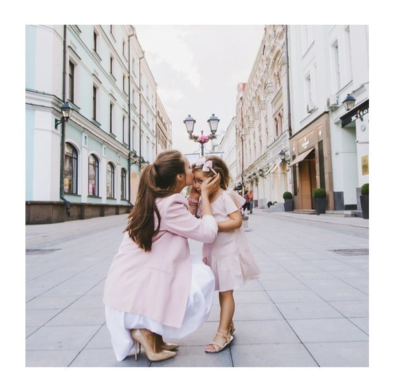 CELEBRATE MOTHERS DAY THE RIGHT WAY