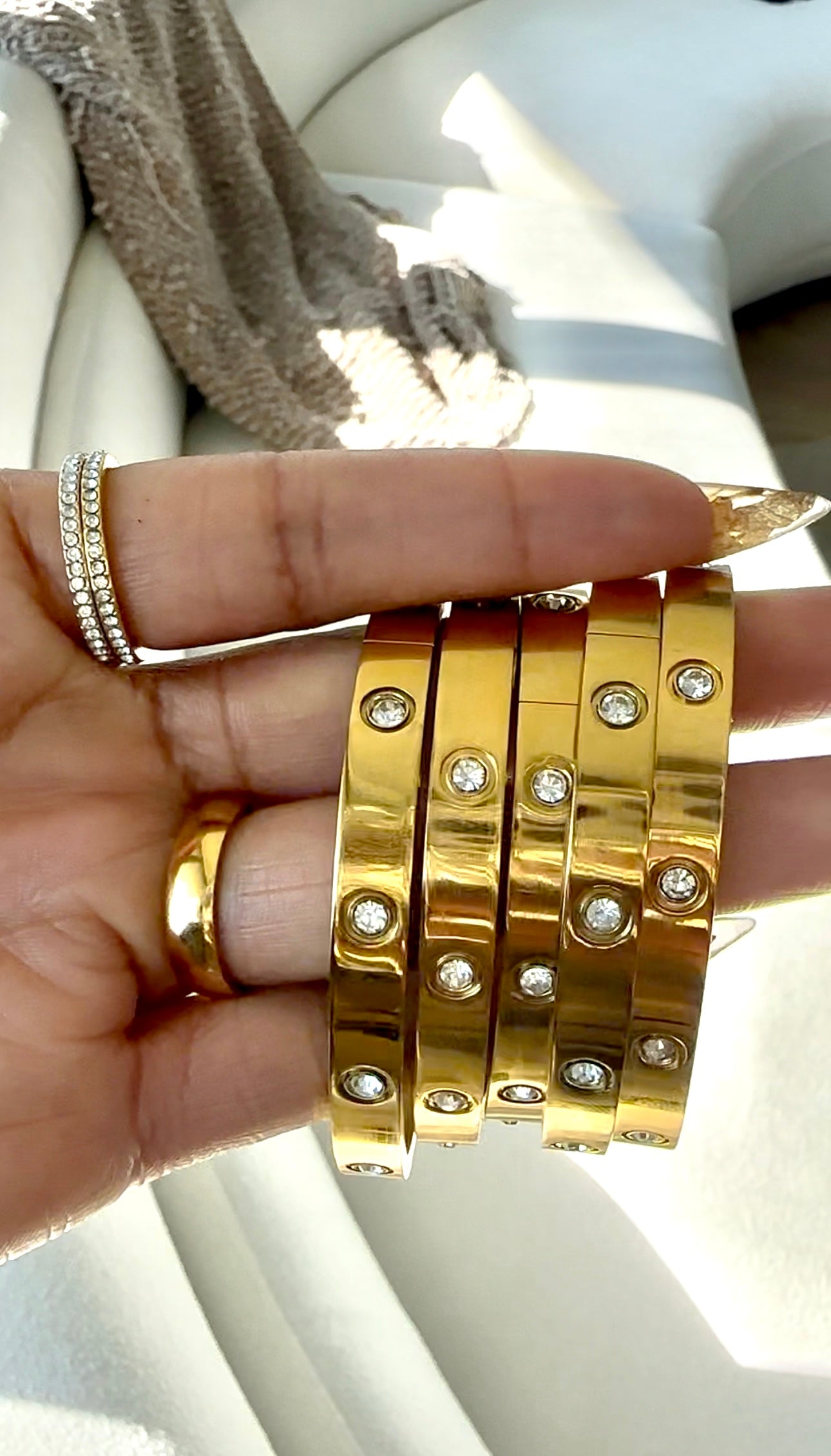 LOVE ETERNITY BRACELET